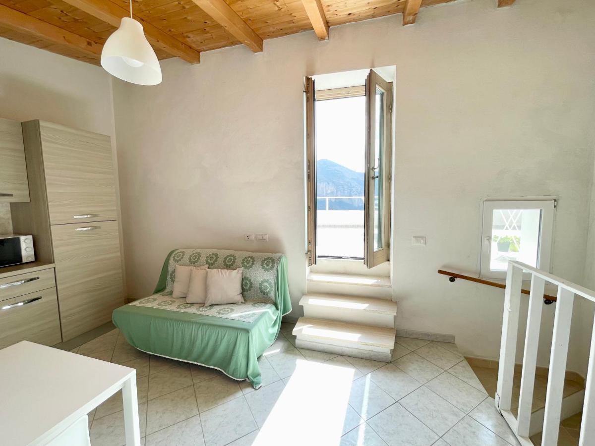 벤티밀리아 La Terrazza Di Seglia 아파트 외부 사진